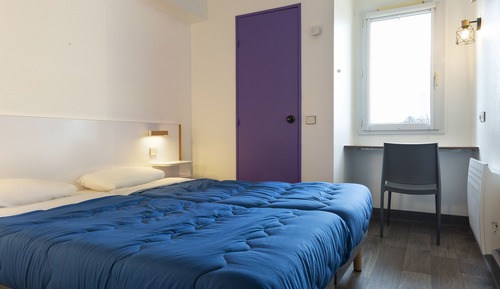 Habitación con 2 camas individuales