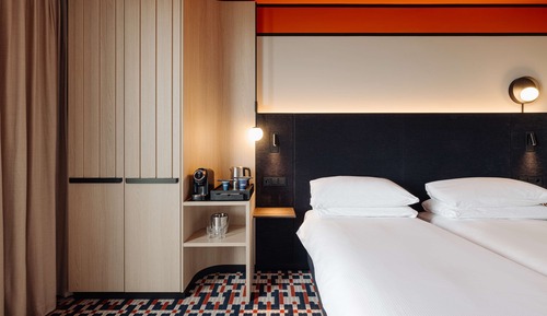 Twin Room High Floor with River View