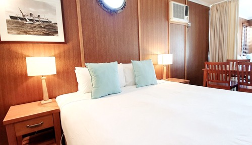 Habitación (Lighthouse Suite Motel)