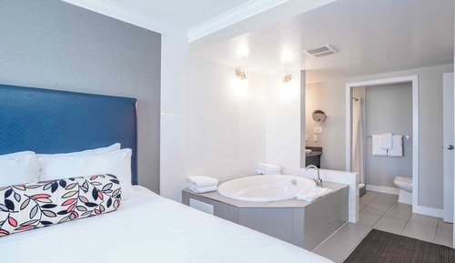 Suite, 1 cama de matrimonio grande, cocina (Jacuzzi)