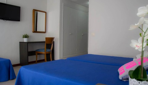 Habitación triple, terraza