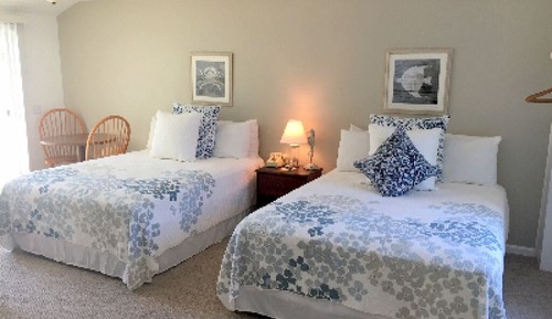 Casa de campo Premium, baño privado (2 Queens w/ Patio)