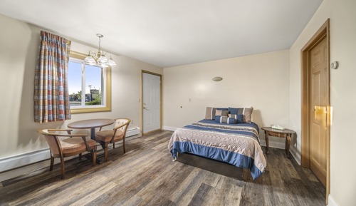 Suite familiar, bañera de hidromasaje