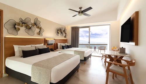 Superior Deluxe Ocean Front
