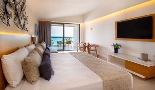Deluxe Premium Ocean Front