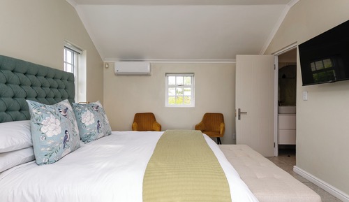 Penthouse - 2 Bedroom Apartment, Self Catering