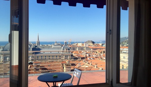 Apartamento, vistas al mar