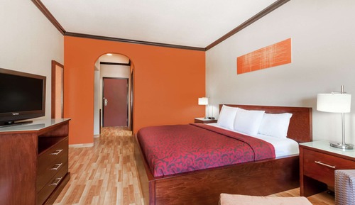 Habitación, 1 cama de matrimonio grande, no fumadores (Mobility,Roll-In Shower)