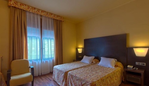 Habitación triple económica