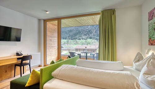Habitación doble superior, balcón, vistas a la montaña