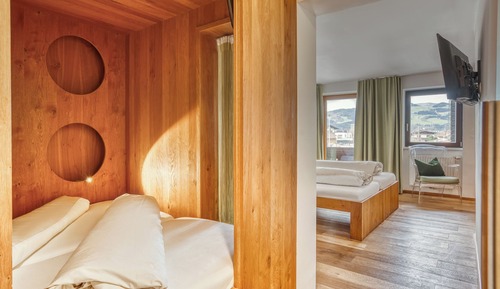 Habitación familiar, balcón