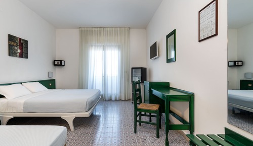 Habitación cuádruple estándar