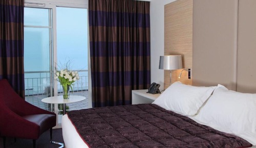 Habitación Deluxe con 1 cama doble o 2 individuales, vistas al mar