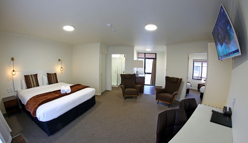 Suite básica, 1 habitación (1 King, 2 Singles)