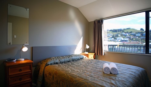 Suite estándar, 2 habitaciones (1 Queen, 3 Singles)
