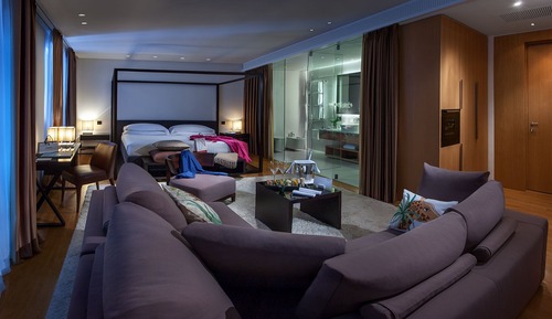 Habitación, balcón (Open Space)