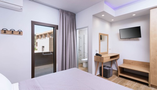Habitación estándar con 1 cama doble o 2 individuales