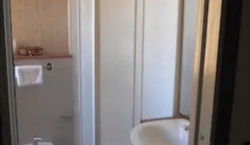 Habitación con 2 camas individuales