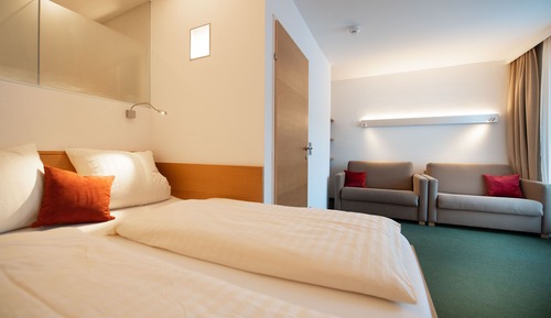 Apartamento superior (OKTETT)