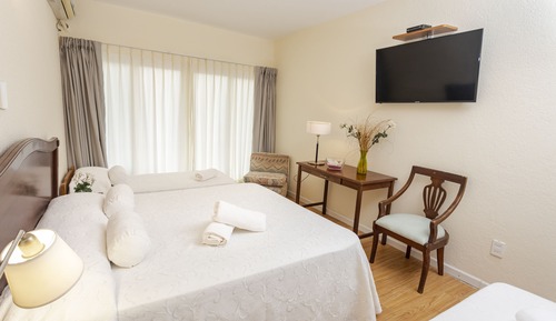 Habitación cuádruple estándar
