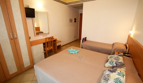 Habitación triple Confort