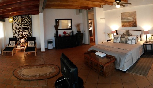Suite estudio ejecutiva, balcón, vistas a la montaña