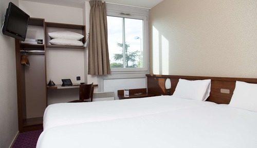 Habitación estándar con 2 camas individuales