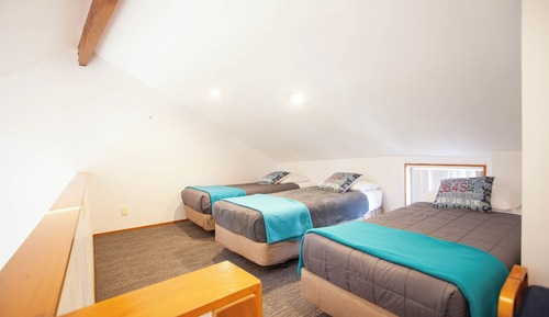 Habitación familiar (Economy Family Unit 5 People)