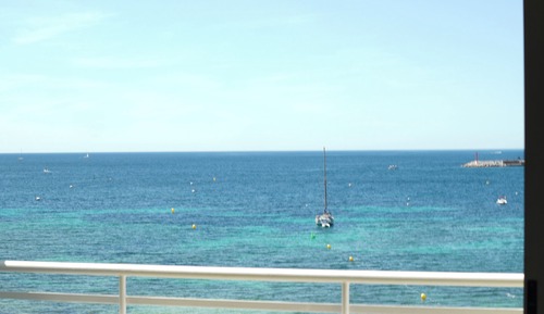 Estudio, terraza, vistas al mar