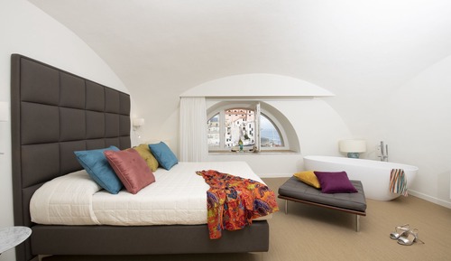 Habitación Deluxe, bañera, vistas a la ciudad