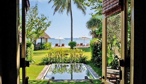 Suite, piscina privada, frente a la playa (Bhagavat Gita)