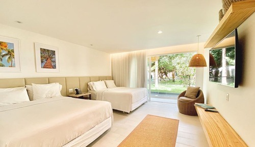 Habitación, 2 camas de matrimonio, balcón, vistas al jardín