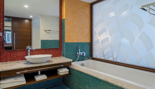 Habitación Deluxe, 1 cama de matrimonio grande, vistas al jardín