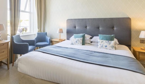 Habitación estándar con 1 cama doble o 2 individuales