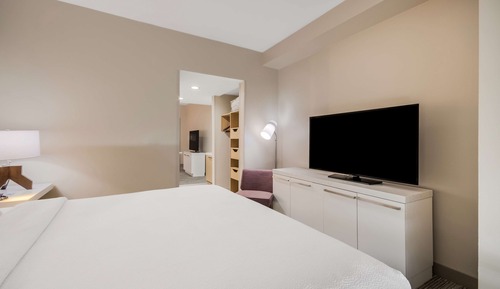 Habitación, 1 cama de matrimonio grande con sofá cama