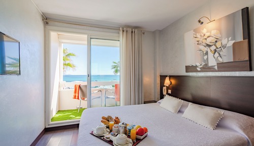 Habitación doble, balcón, vistas al mar