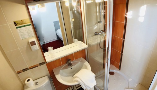 Habitación estándar con 2 camas individuales