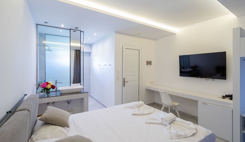 Habitación Deluxe doble, vistas a la piscina