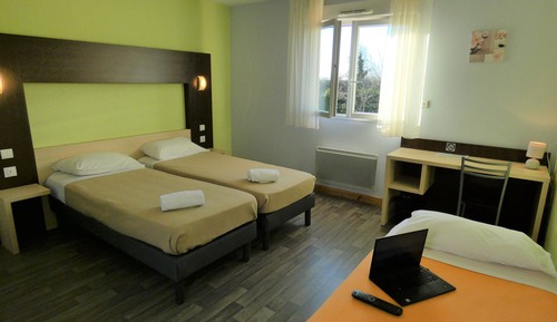 Habitación triple clásica