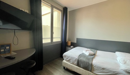 Habitación individual clásica (Chambre singuliere cote Patio)
