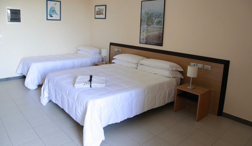 Habitación triple Confort, balcón