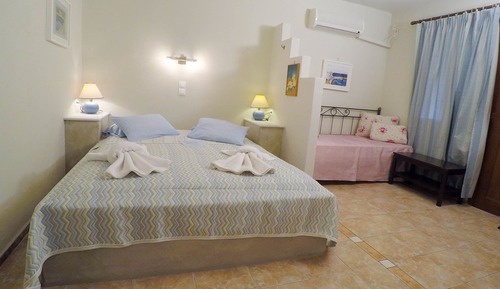 Apartamento Deluxe, en la zona del patio (Private Courtyard and Village View)