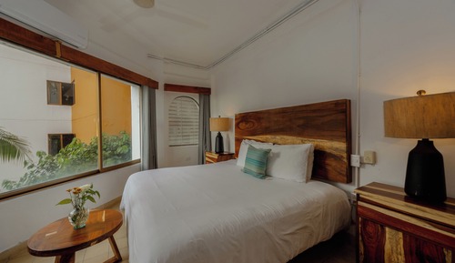 Standard One Queen Size Bed