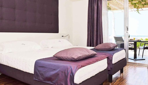 Habitación cuádruple Premier, vistas al mar