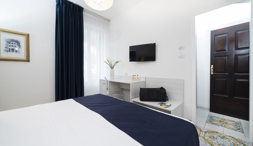 Habitación Deluxe, vistas parciales al mar