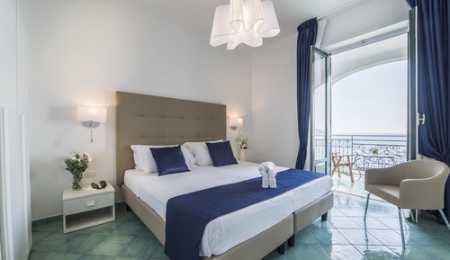 Habitación familiar, vistas al mar