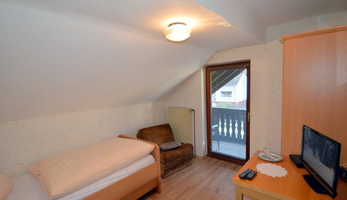 Habitación individual estándar, baño privado, vistas al jardín (mit Balkon)