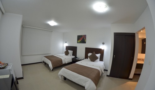 Habitación con 2 camas individuales