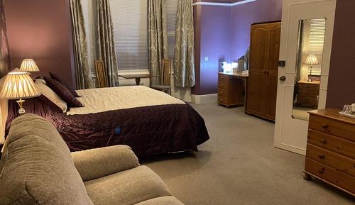 Habitación de lujo doble, baño privado, vistas al mar (Rm 14)
