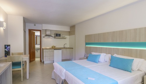 Estudio, terraza (2 Adults)